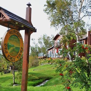 Auberge Des Eaux Vives Hotell La Malbaie Exterior photo