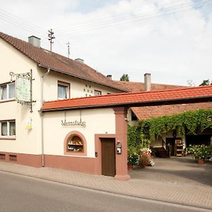 Weingut Und Gaestehaus Vongerichten Hotell Oberhausen  Exterior photo