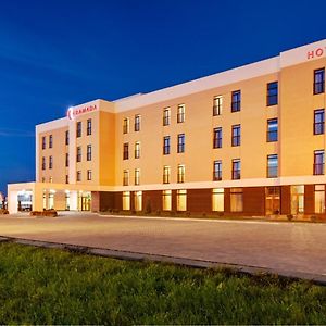 Lviv Ramada Hotel Exterior photo