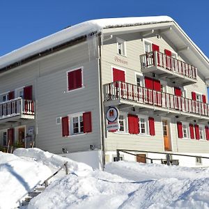 Gasthaus Alpina Hotell Tschappina Exterior photo