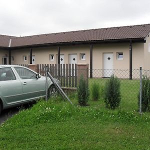 Penzion Kamenak Kamenný Újezd Exterior photo