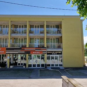 Hotel Giallo Noceto Exterior photo