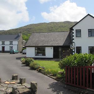 An Dooneen, The Hurley Farm B&B Killarney Exterior photo