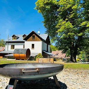 Apartman Na Sjezdovce Leilighet Sedloňov Exterior photo