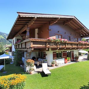 Landhaus Bachler Leilighet Brixen im Thale Exterior photo