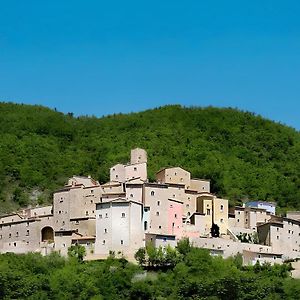 Castello Di Postignano Relais Hotell Sellano Exterior photo