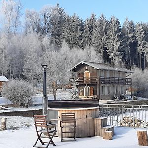 White Wood Tiny House Villa Darney Exterior photo