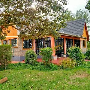 The Orange Cottage Nyeri Exterior photo