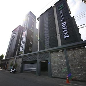Best In City Hotel Daejeon Exterior photo