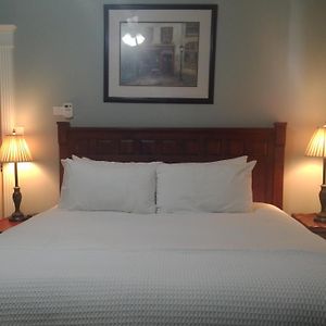Chipman Hill Suites - Pratt House Saint John Room photo