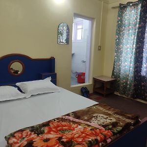 Dal Point View Hotell Srīnagar Room photo