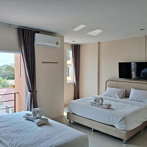 เคทู เกสเฮาส์ Hotell Chonburi Exterior photo