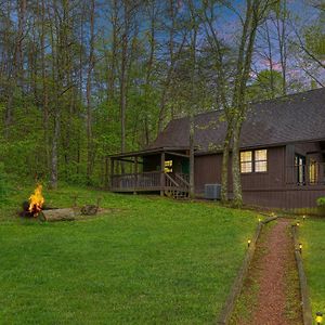 Blue Rose Cabins - Rosewood Cabin Logan Exterior photo