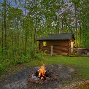 Blue Rose Cabins - Cupids Cabin Logan Exterior photo