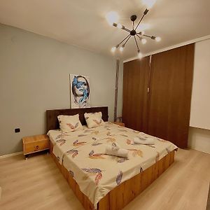 Comfort Apartment In Prishtina Pristina Exterior photo