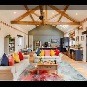 Tank Barn At Brook House, Nestled In The Welsh Hills, A Delightful Retreat Villa Welshpool Exterior photo