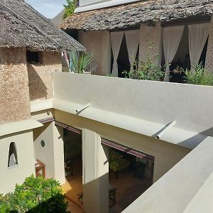 Madakani House Hotell Lamu Exterior photo