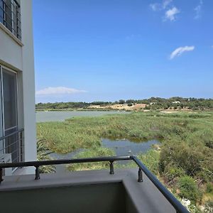 Lake View Apartment In Famagusta Ammókhostos Exterior photo