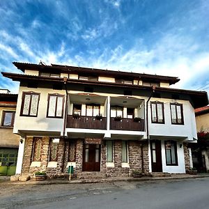 Torlacite Hotell Chiprovtsi Exterior photo