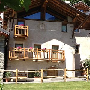 Le Petit Relais Hotell Valpelline Exterior photo