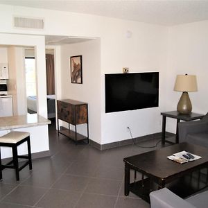 240 Fully Furnished, Wifi Included Leilighet Scottsdale Exterior photo