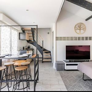 Studio Moderne Avec Charme Et Acces Propre Hotell Donges Exterior photo