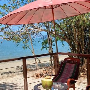 Dugong Koh Sukorn Hotell Ko Sukon Exterior photo