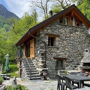 Urspruengliches Rustico Mit Blick Auf Das Maggiatal Villa Cavergno Exterior photo