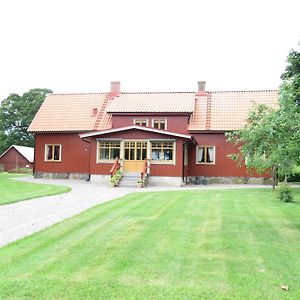 Karlsberg Gård B&B Tvååker Exterior photo