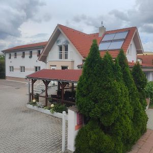 Hotel Orlan Bratislava Exterior photo