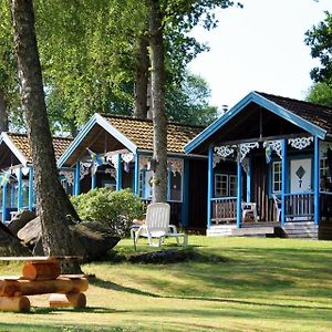 Ferienbungalow Mit Kamin Und Moeblierter Terrasse, Die Seeblick Bietet Villa Ulricehamn Exterior photo