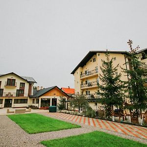 Complex Turistic Constantin Bucovina Hotell Câmpulung Moldovenesc Exterior photo