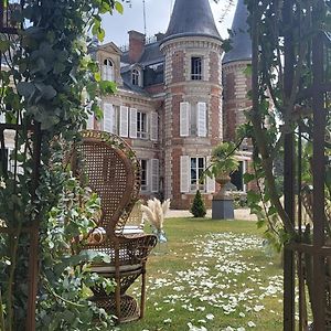 Chateau De La Plumasserie Hotell Fontenay-Trésigny Exterior photo