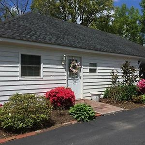 Virginia Cliffe Inn Glen Allen Exterior photo