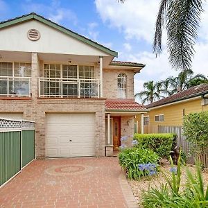 French House Leilighet Narwee Exterior photo