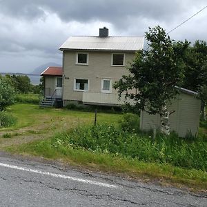 Feriehus Med Utsikt Mot Hoven Villa Smedvik Exterior photo