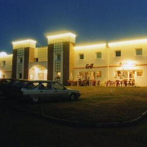 Hotel Le Chavanon Merlines Exterior photo