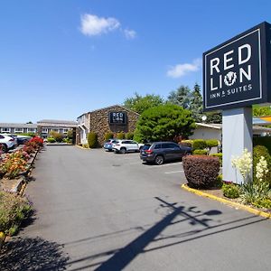 Red Lion Inn & Suites Vancouver Exterior photo