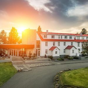 Gistihusith - Lake Hotel Egilsstaðir Exterior photo