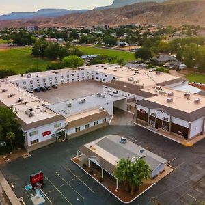 Ramada By Wyndham La Verkin Zion National Park Hotell Exterior photo