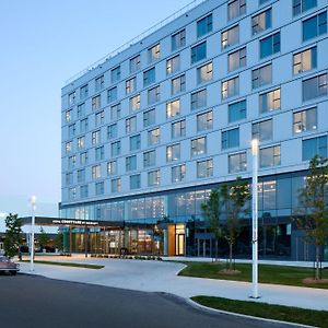 Courtyard By Marriott Montreal Laval Hotell Exterior photo