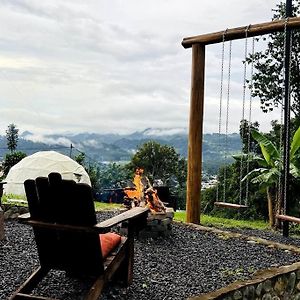 Cabana Romantica En La Montana Leilighet Turrialba Exterior photo