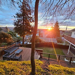 Private Home With Stunning Views Paeroa Exterior photo