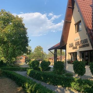 Casa Gorjeana Complex Agroturistic Hotell Pestisani Exterior photo