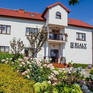 Bialy Gosciniec Hotell Ciechanów Exterior photo