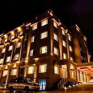 Le Royale Palace Hotell Karaikal Exterior photo