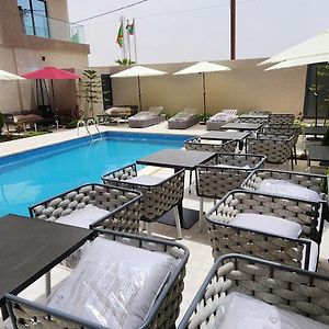 Marbella Suites 2 Nouakchott Exterior photo