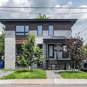 Modern Apt, Free Parking And Best Family Travel Leilighet Longueuil Exterior photo