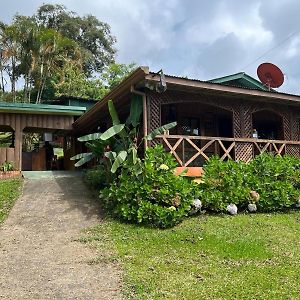 Posada El Carmen Guest House Santa Cruz  Exterior photo