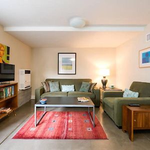 Modern & Open 2Br In Rockridge, Highly Walkable On Oakland Berkeley Border Leilighet Exterior photo